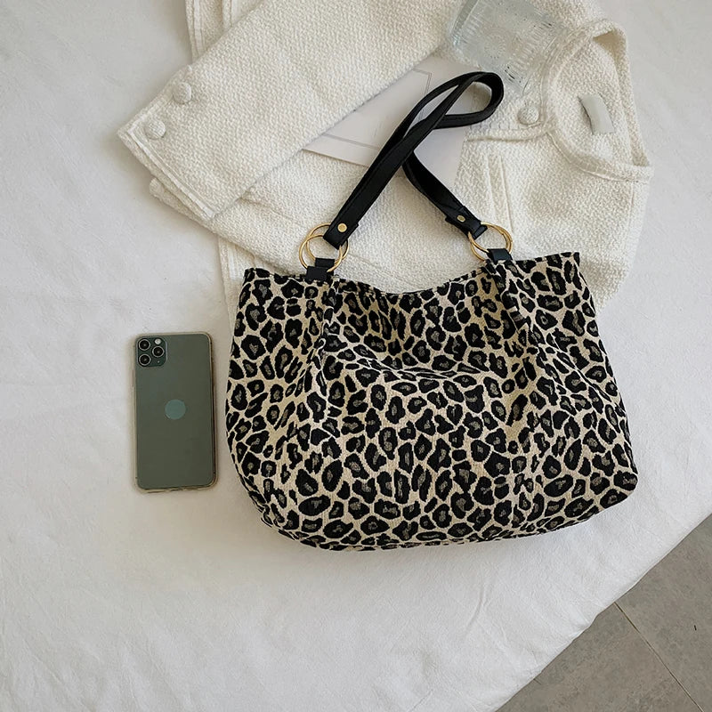 New Fashion Tote Bags Shopping and Travel Canvas Bags Women Popular Handbags Large Capacity Leopard Shoulder Bags